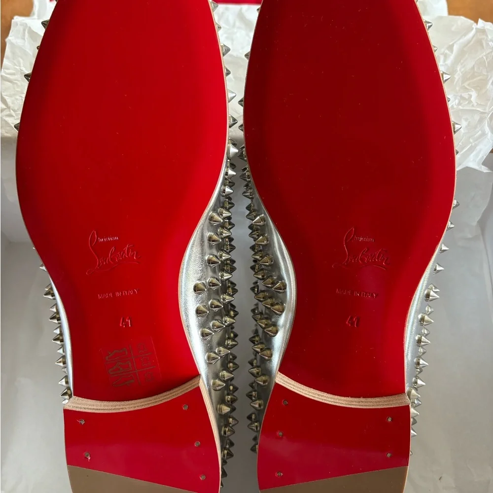 Christian Louboutin Rollerboy Spikes Flat - Picture 4 of 7